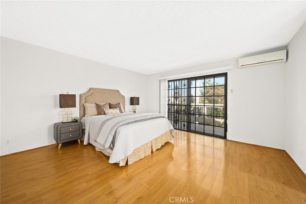 317 N Lincoln Avenue B