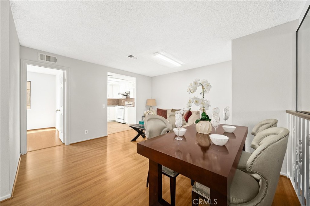 317 N Lincoln Avenue B