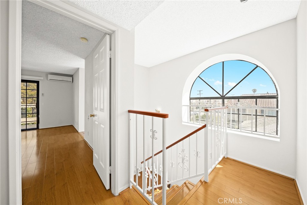 317 N Lincoln Avenue B