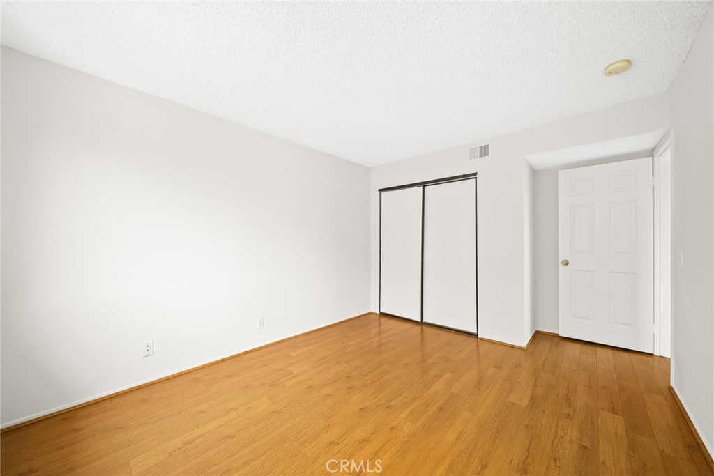 317 N Lincoln Avenue B