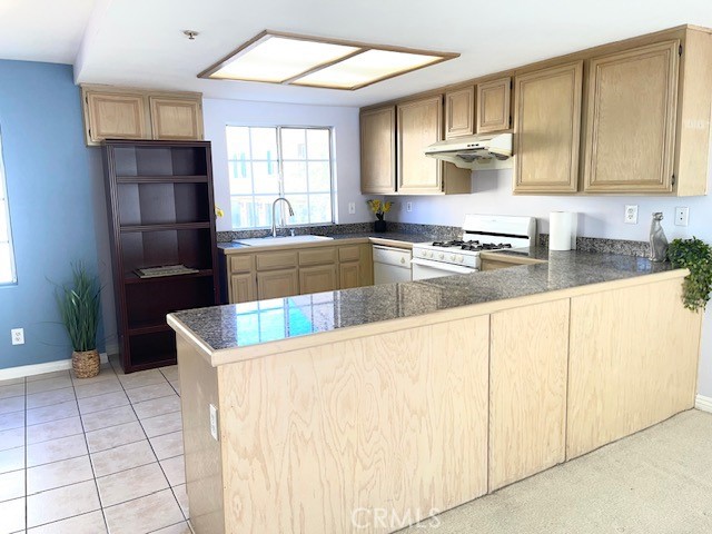 312 S Arroyo Drive E
