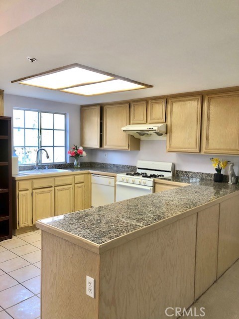 312 S Arroyo Drive E