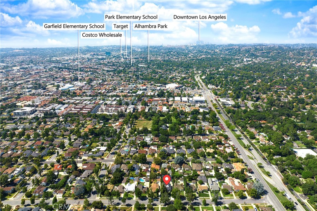 1121 N Hidalgo Avenue