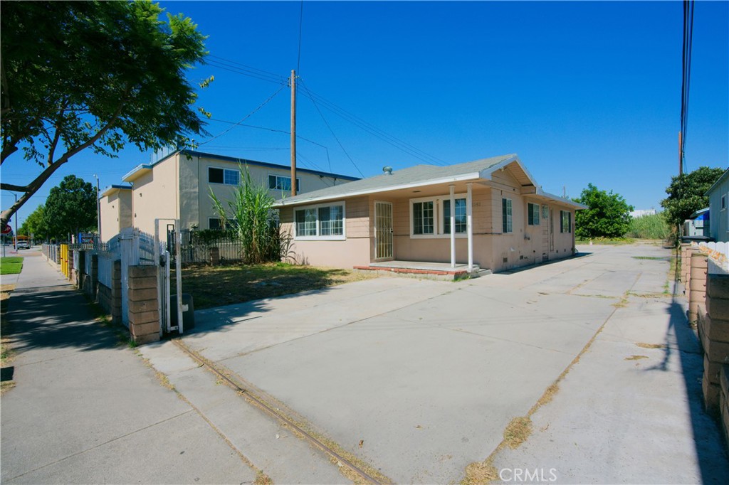 5145 Live Oak Street