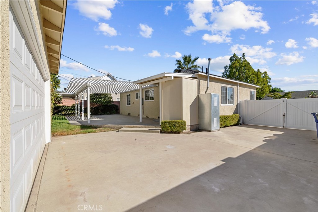 8433 Poinsettia Drive