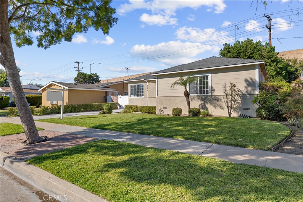 8433 Poinsettia Drive