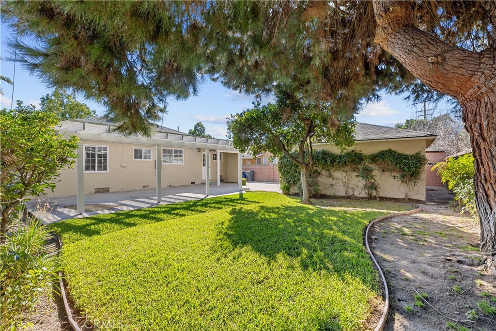 8433 Poinsettia Drive