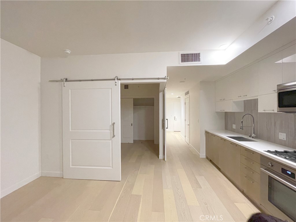 400 S Broadway 816