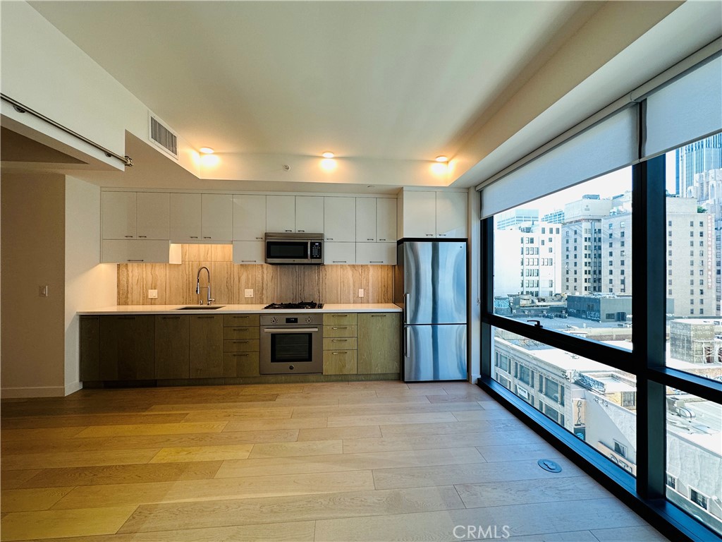 400 S Broadway 816