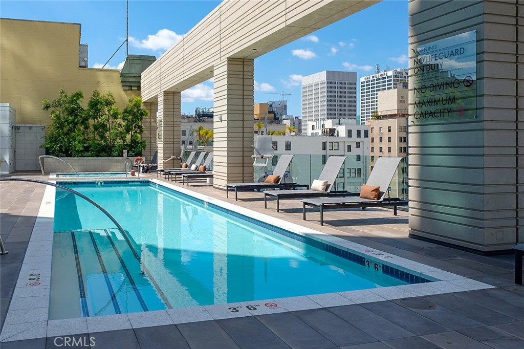 400 S Broadway 816