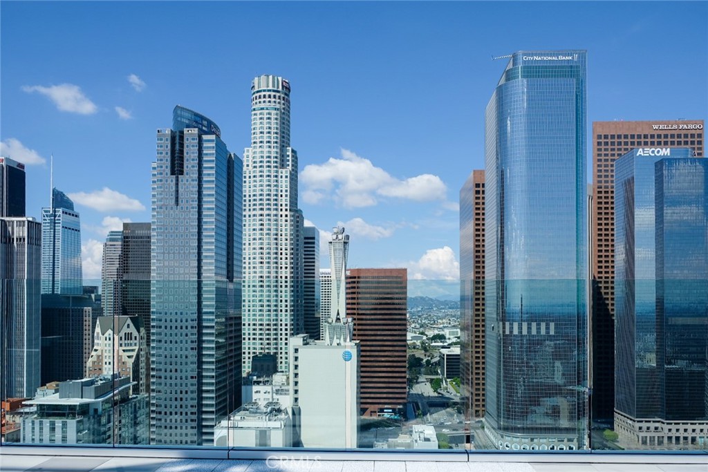 400 S Broadway 816