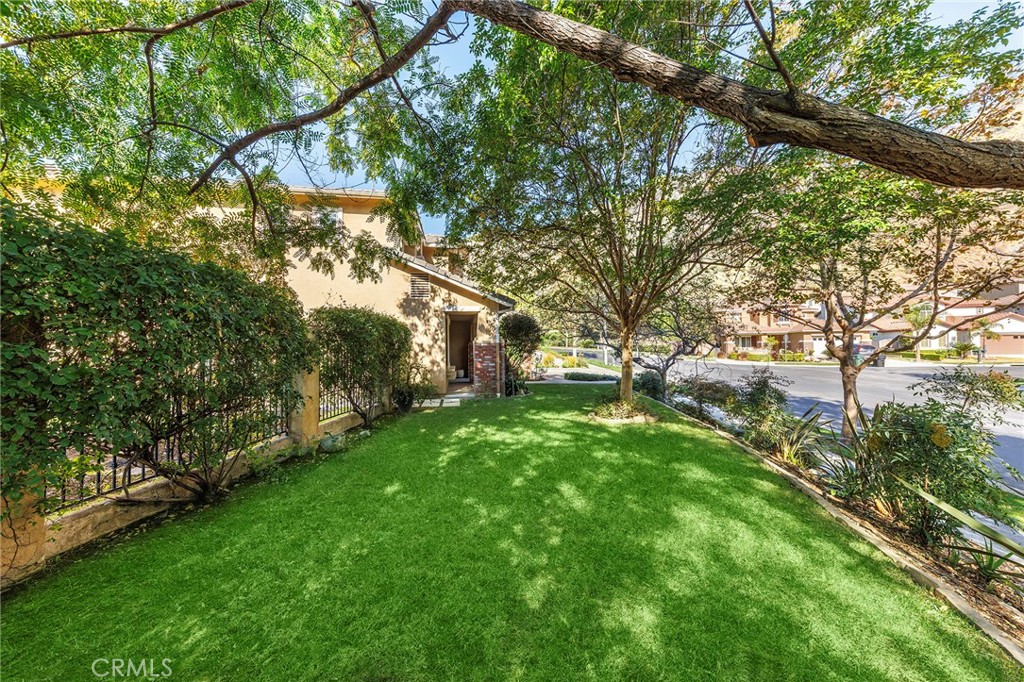 36 Mountain Laurel Way