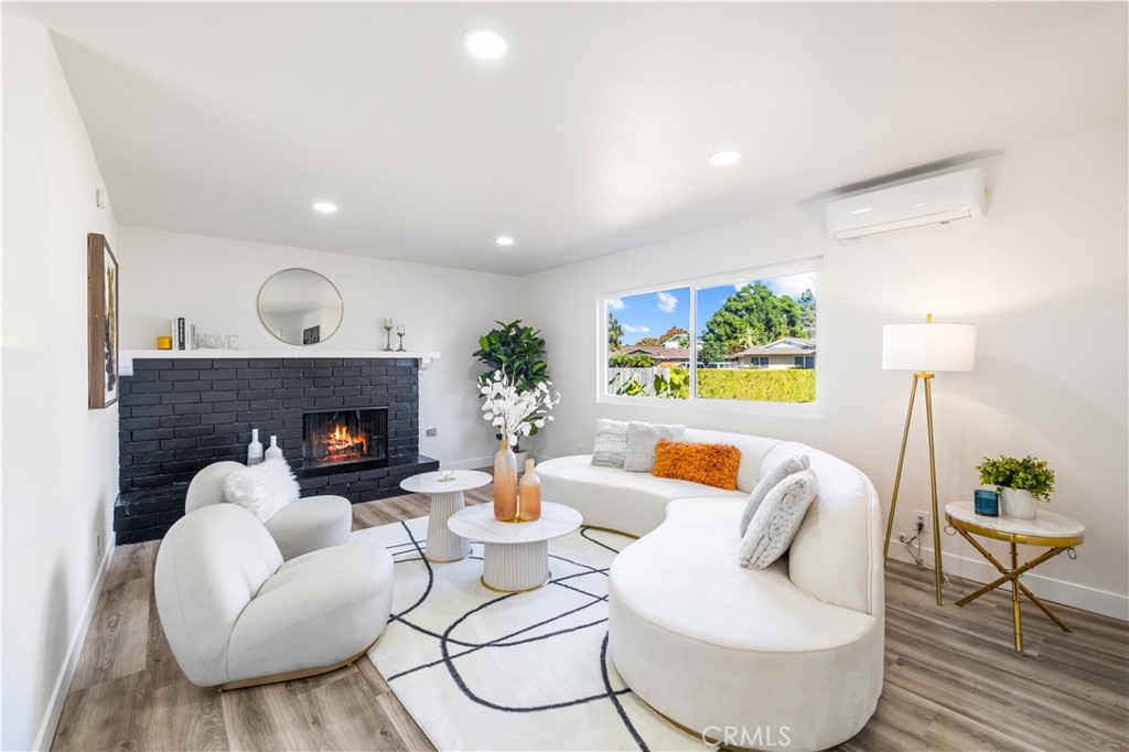 738 Mathewson Avenue