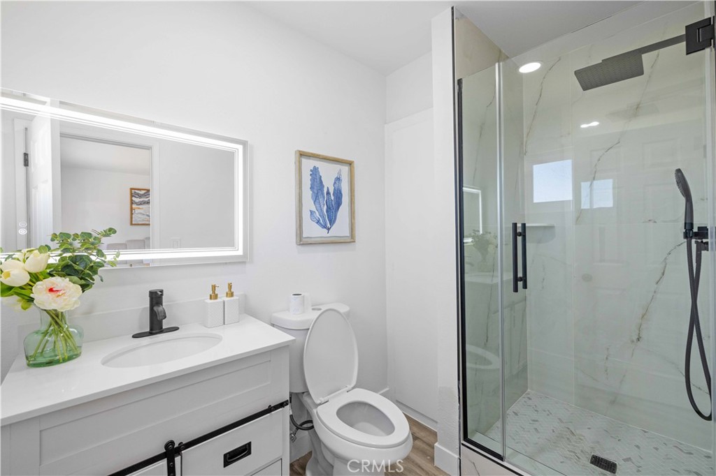 738 Mathewson Avenue