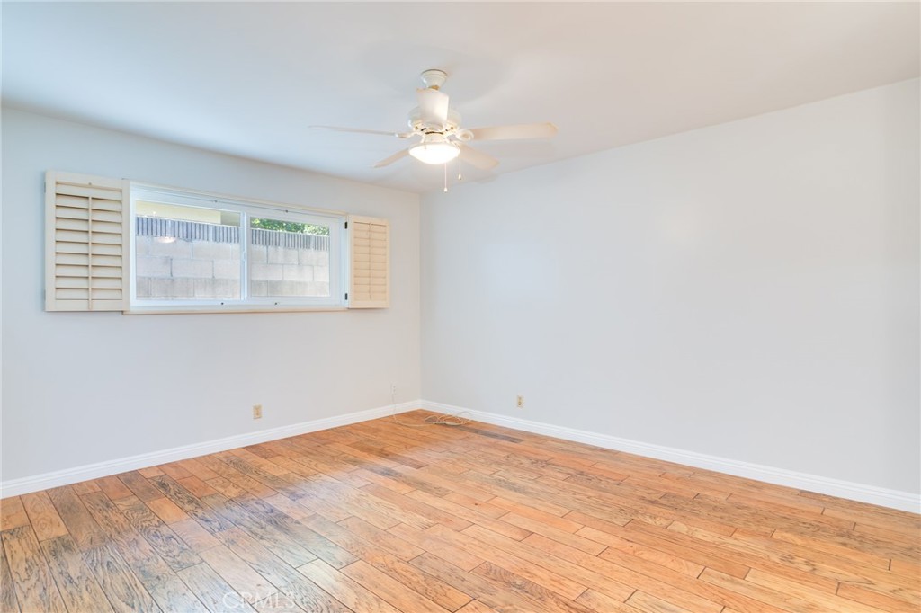 313 E Duarte Road 1