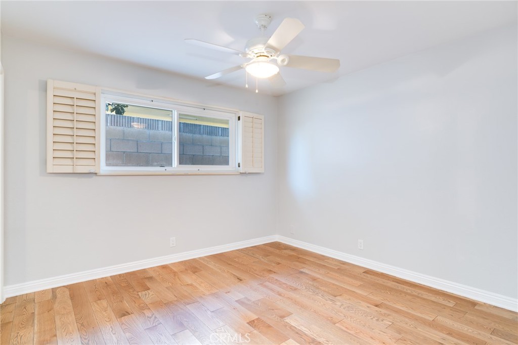 313 E Duarte Road 1
