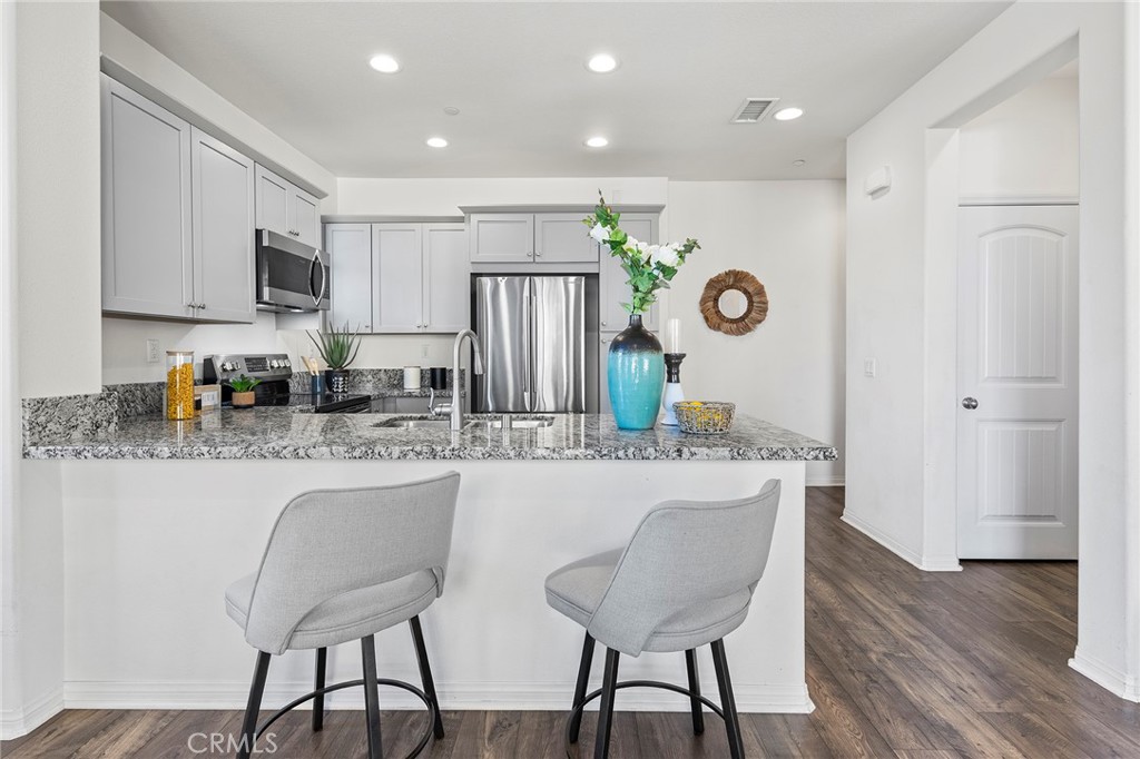 2428 S Fremont Avenue 2
