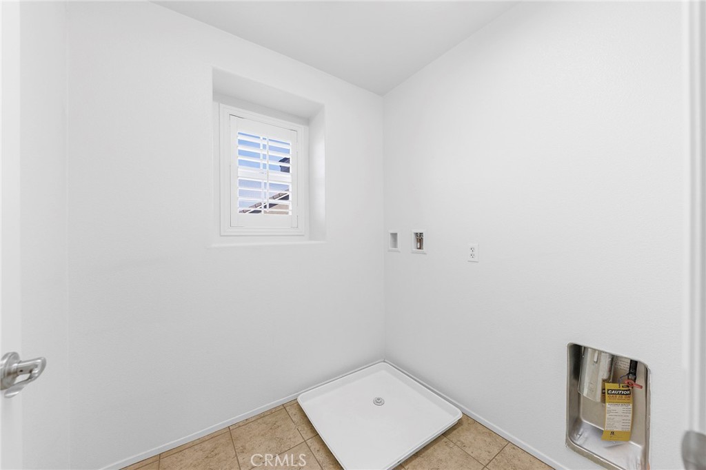 11290 Luke Street