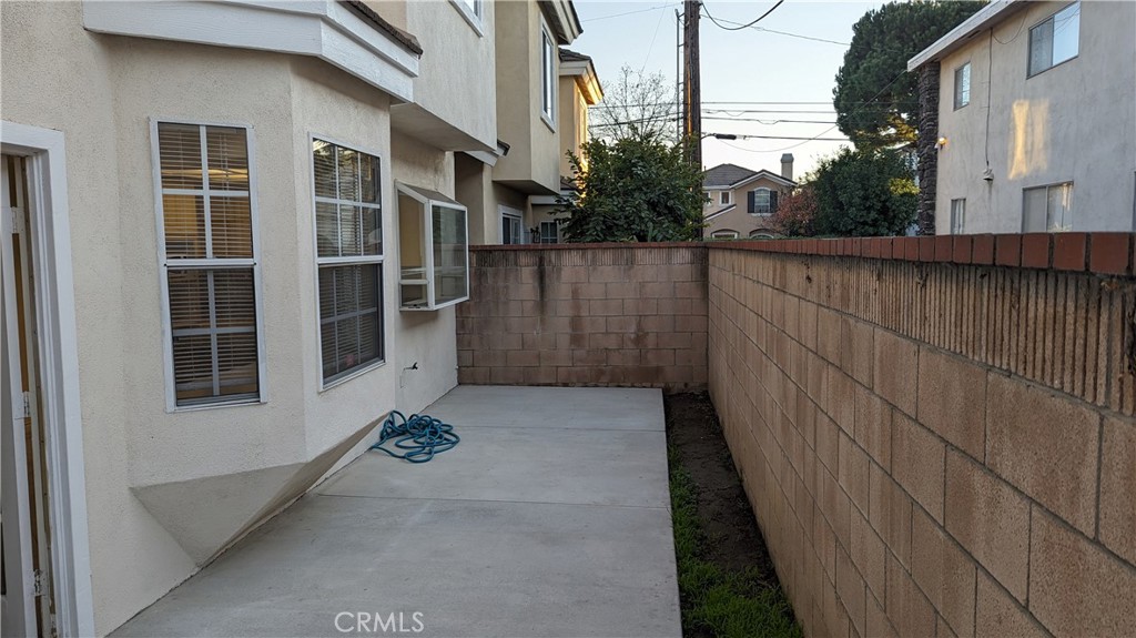 401 Fairview Avenue B