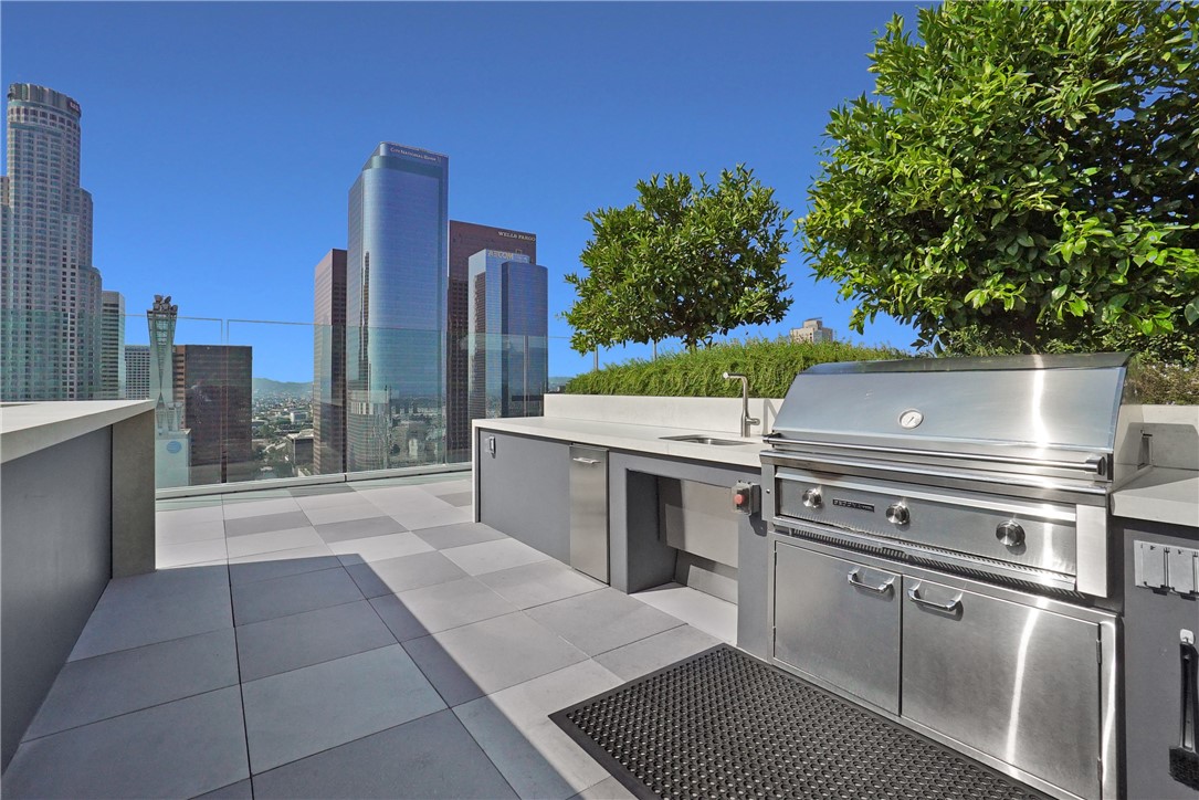 400 S Broadway 610