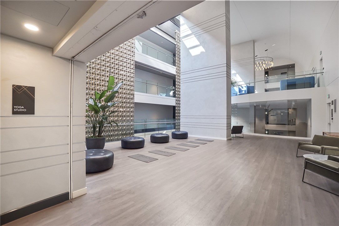 400 S Broadway 610