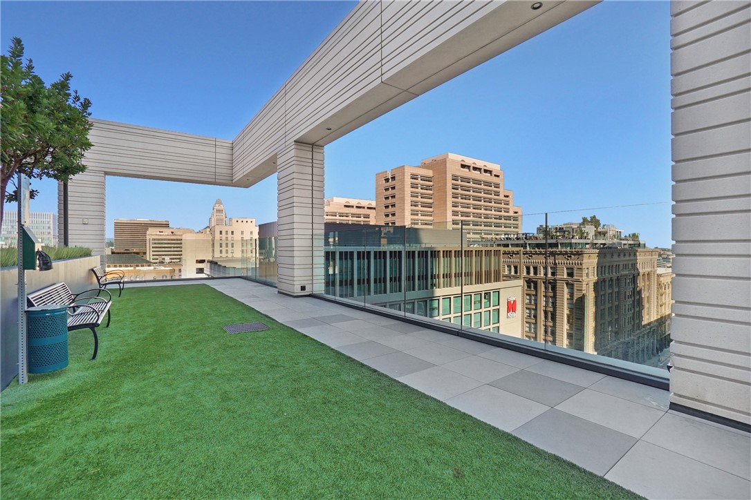 400 S Broadway 610