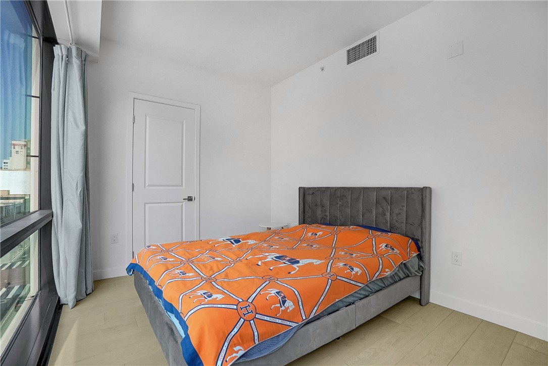 400 S Broadway 610