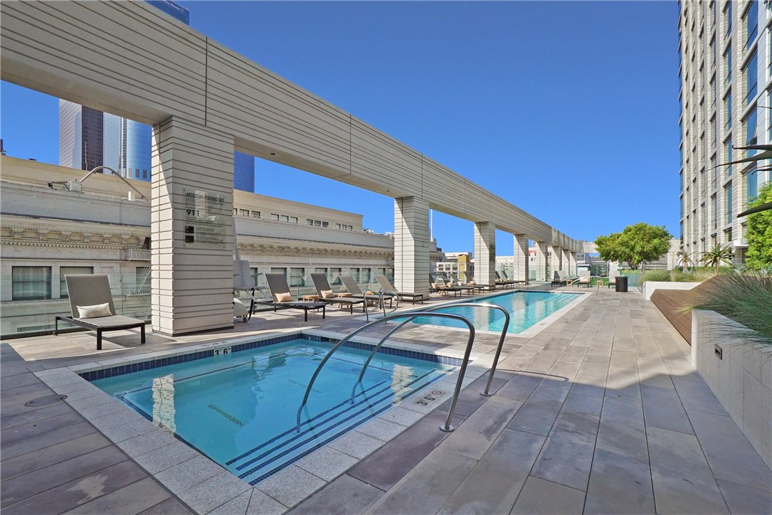 400 S Broadway 610