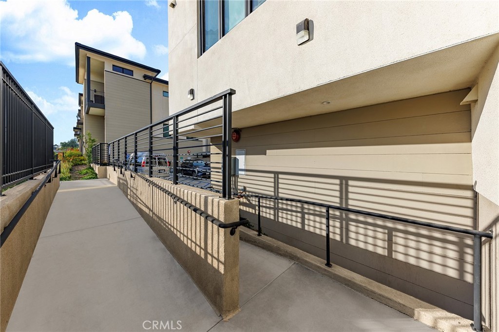 503 N. Santa Anita Ave. F