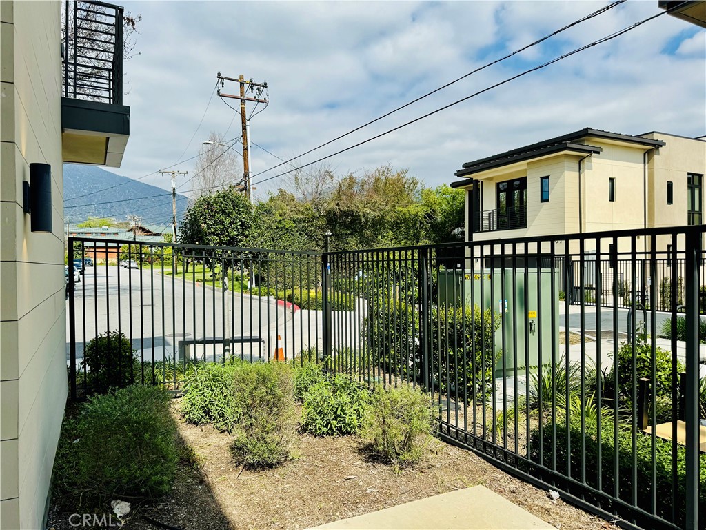 509 N. Santa Anita Ave.