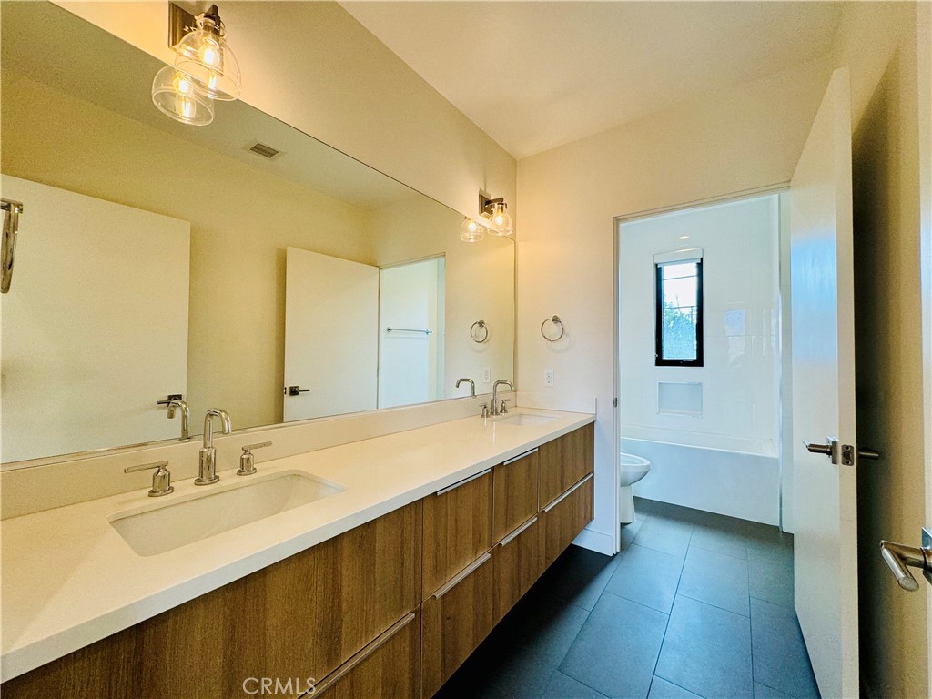 509 N. Santa Anita Ave.