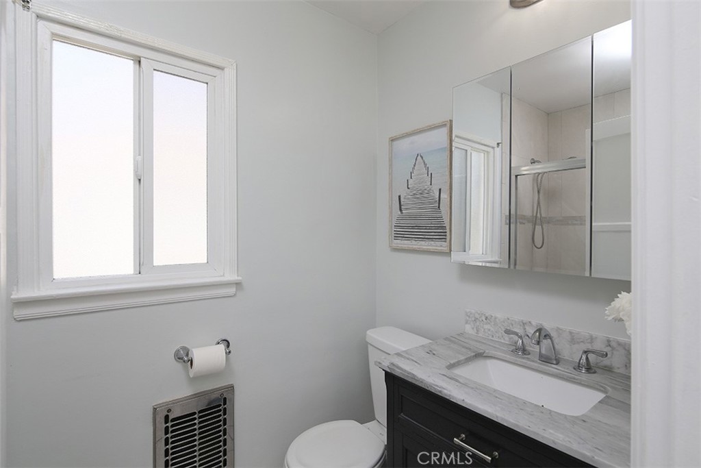 2615 Westminster Avenue