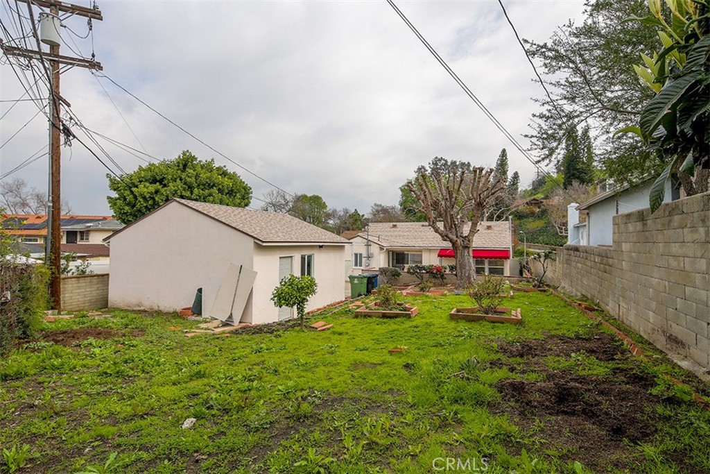 2615 Westminster Avenue