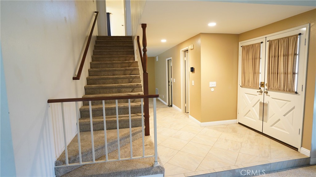 12420 Silk Oak Court