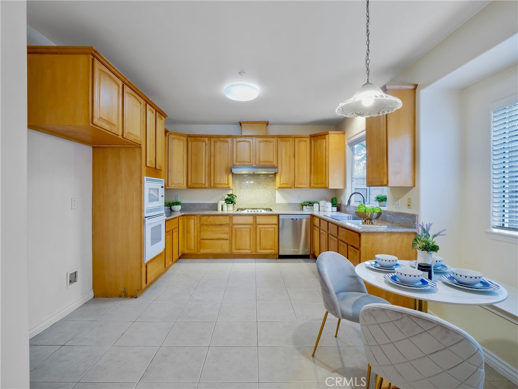 425 El Dorado Street A