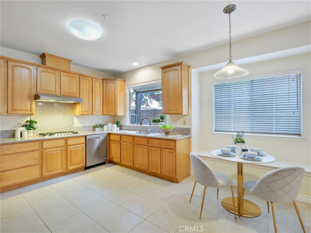 425 El Dorado Street A