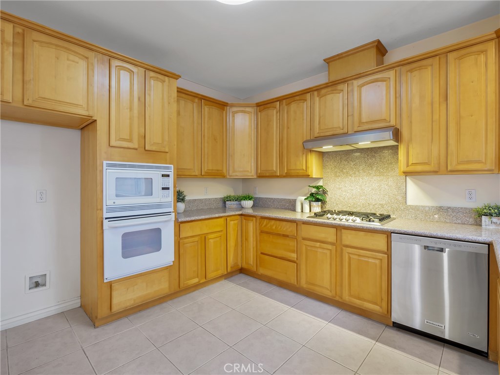 425 El Dorado Street A