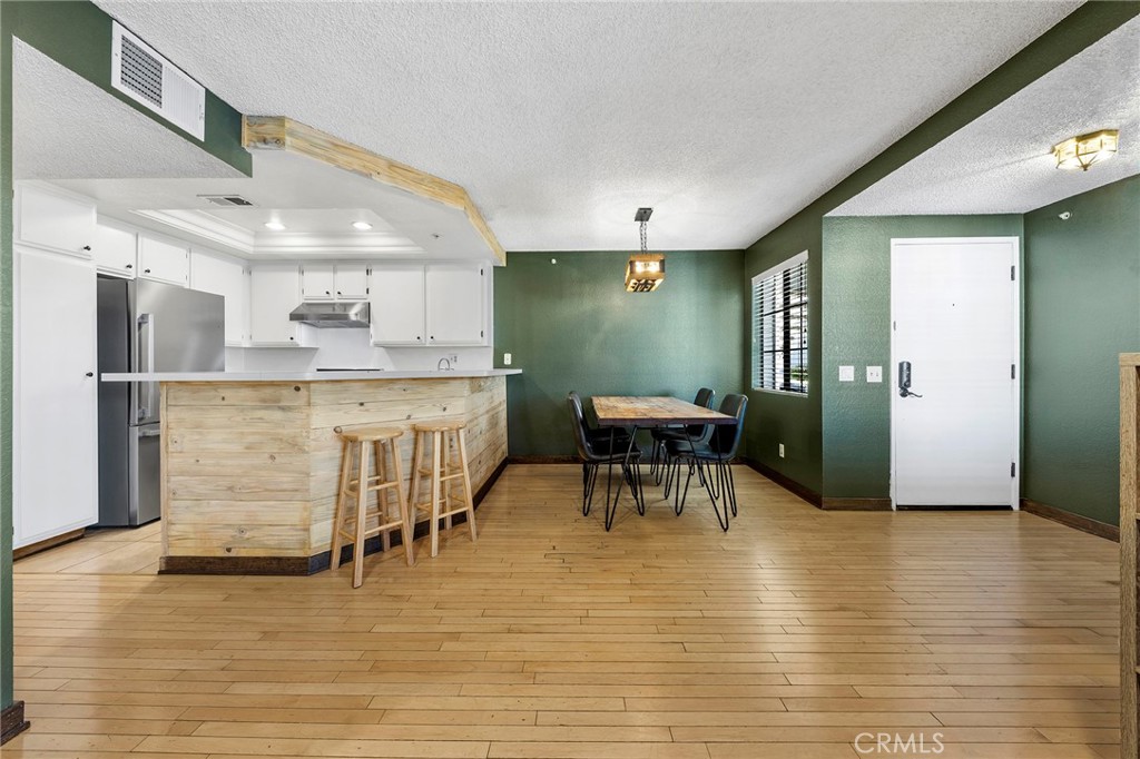 1726 Crystal Canyon Drive 35