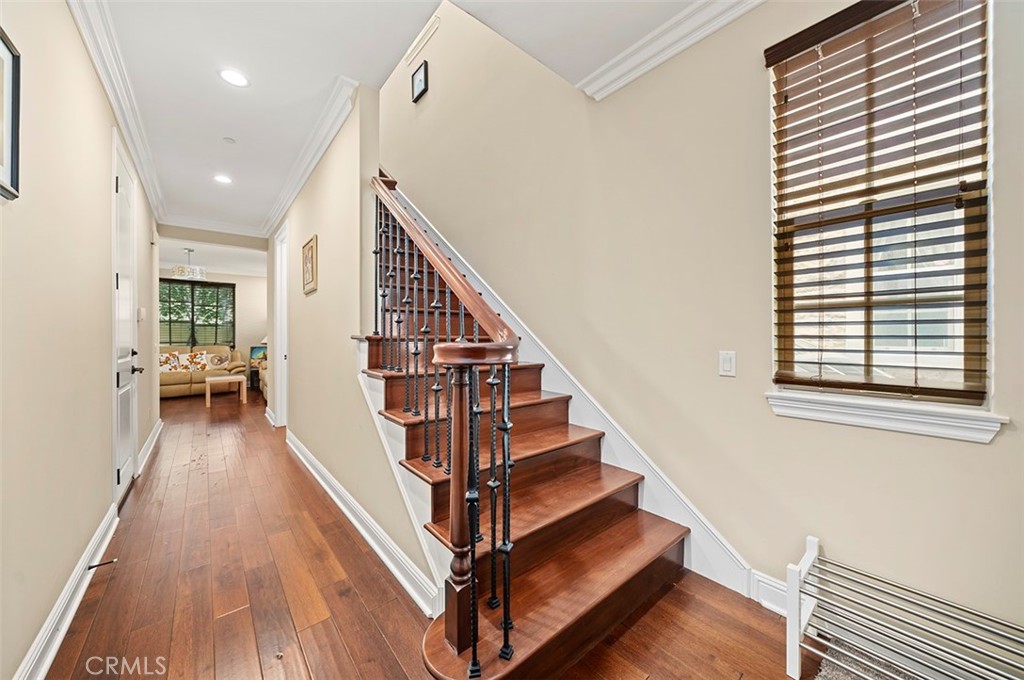 853 W Huntington Drive B