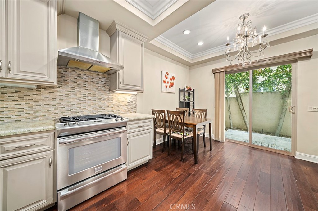 853 W Huntington Drive B