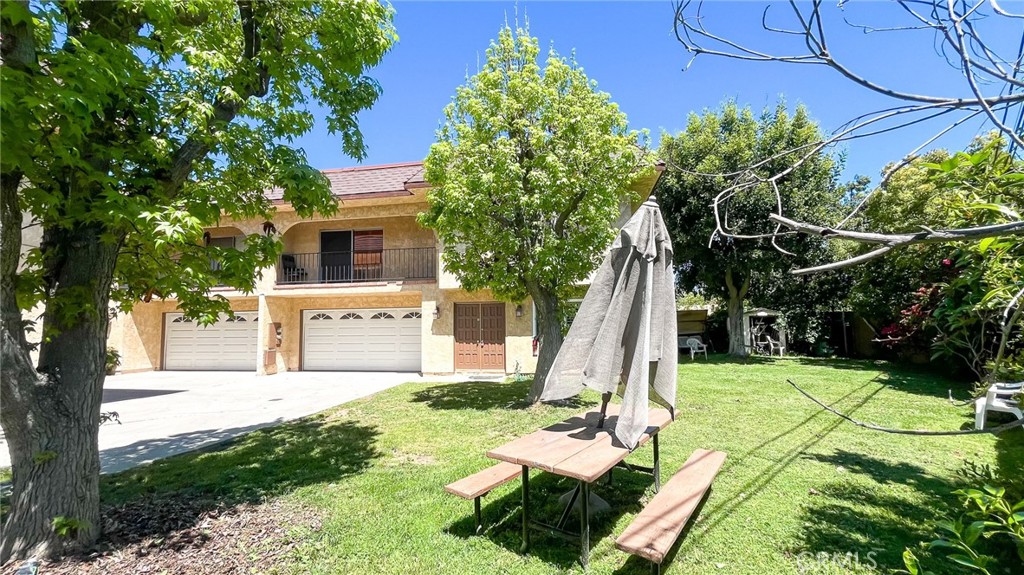 128 De Anza Street E