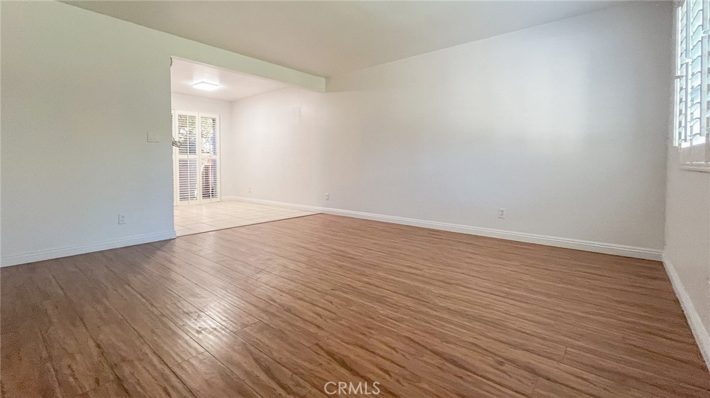 128 De Anza Street E
