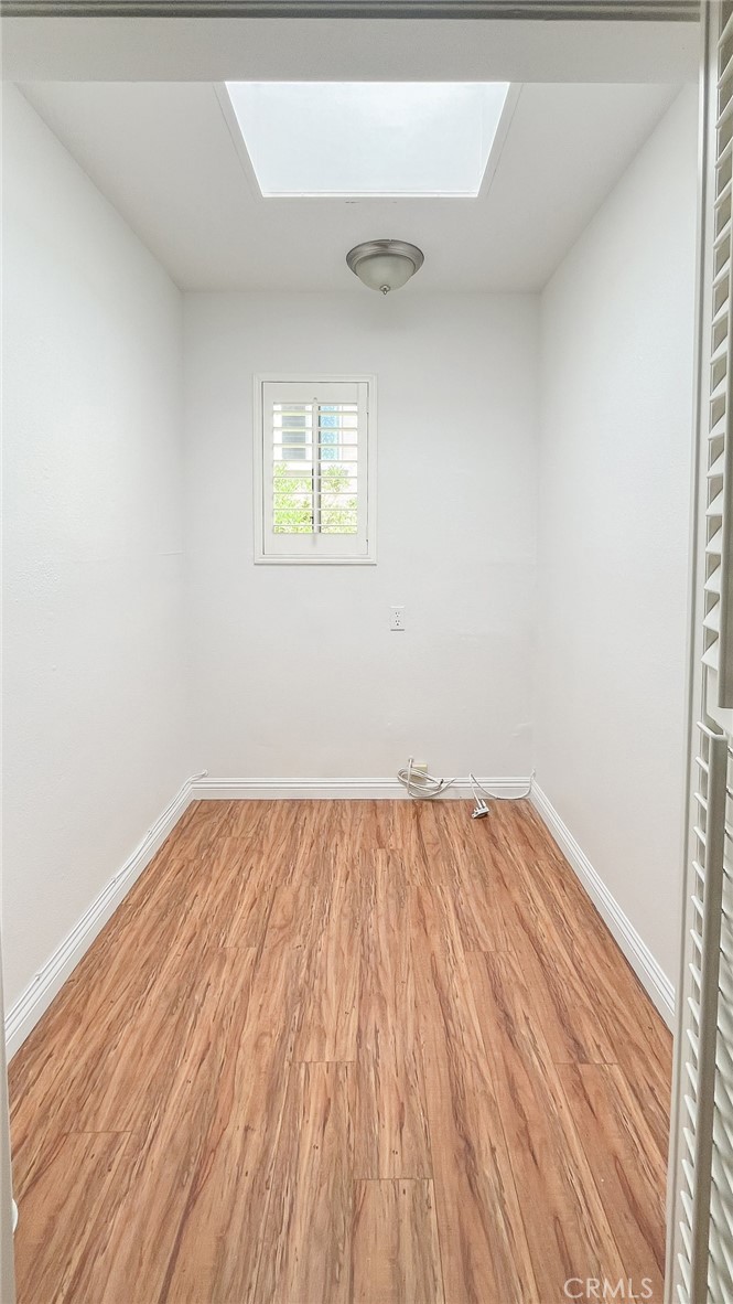 128 De Anza Street E