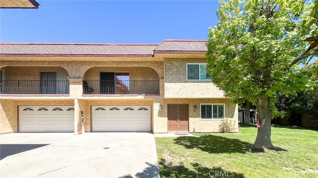 128 De Anza Street E