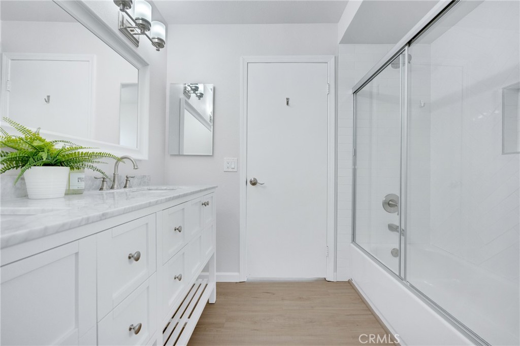 625 E Del Mar Boulevard 201