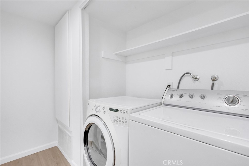 625 E Del Mar Boulevard 201