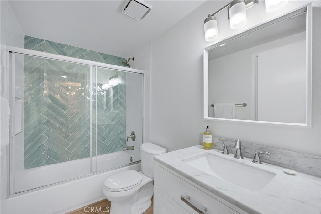 625 E Del Mar Boulevard 201
