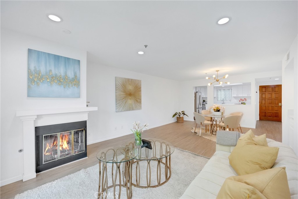 625 E Del Mar Boulevard 201