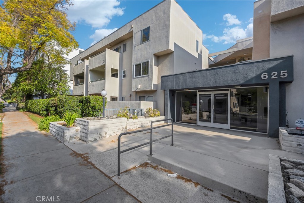 625 E Del Mar Boulevard 201