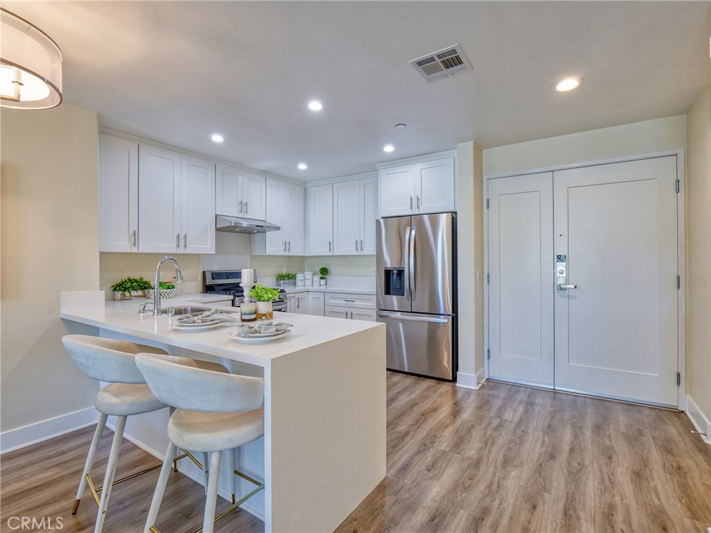 56 E Duarte Road 410